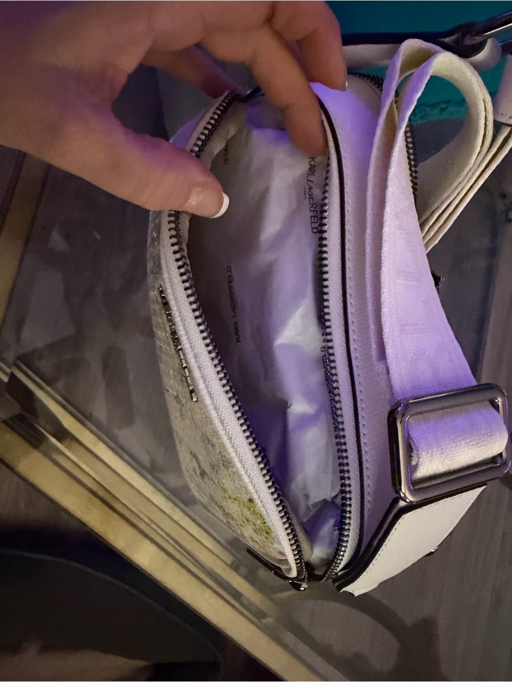Karl Lagerfeld White Floral Lettering Crossbody Bag - Picture 3 of 3
